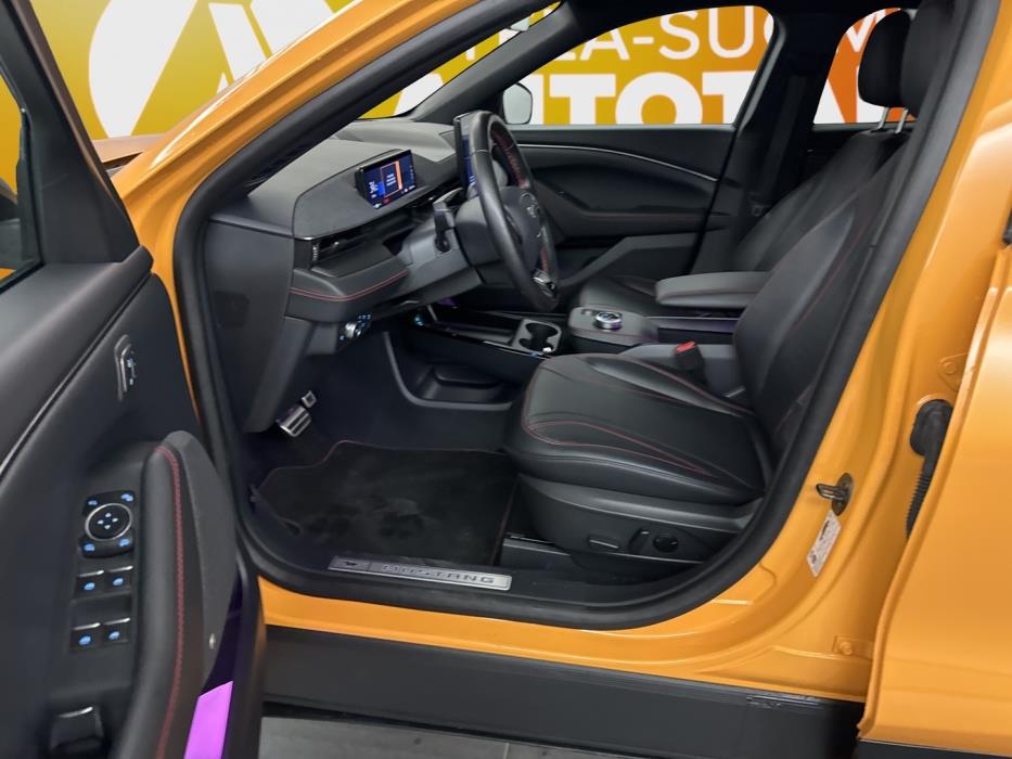 FORD Mustang Mach-E 2022
