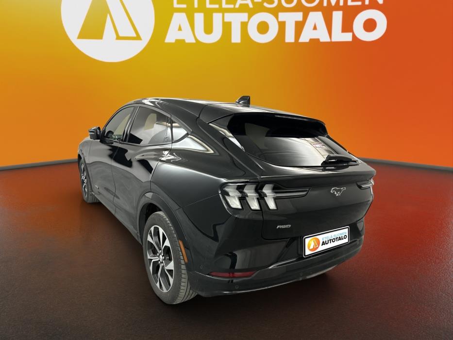 FORD Mustang Mach-E 2022