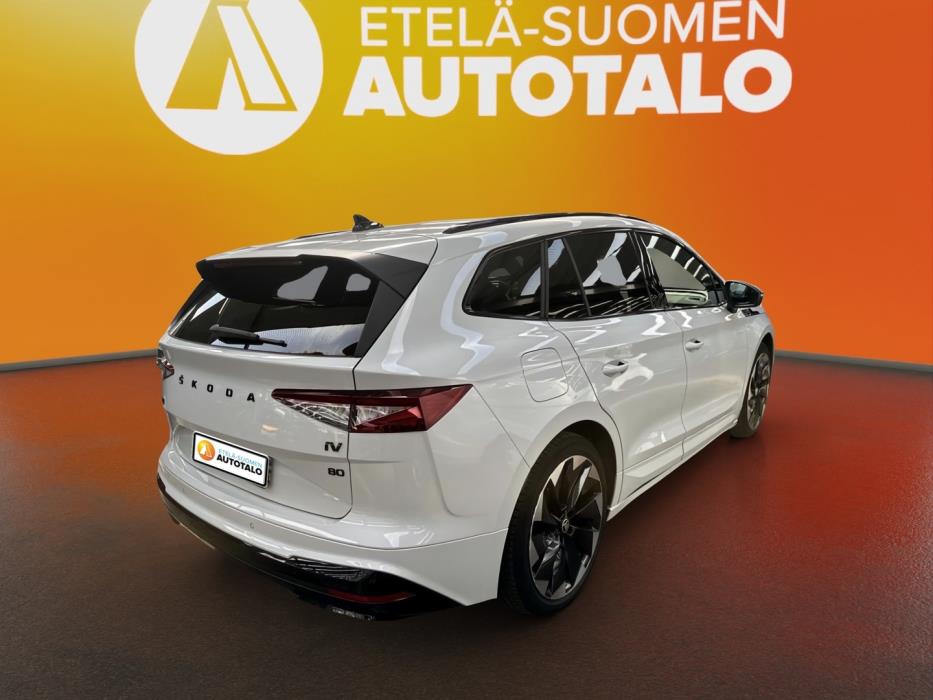SKODA Enyaq 2023