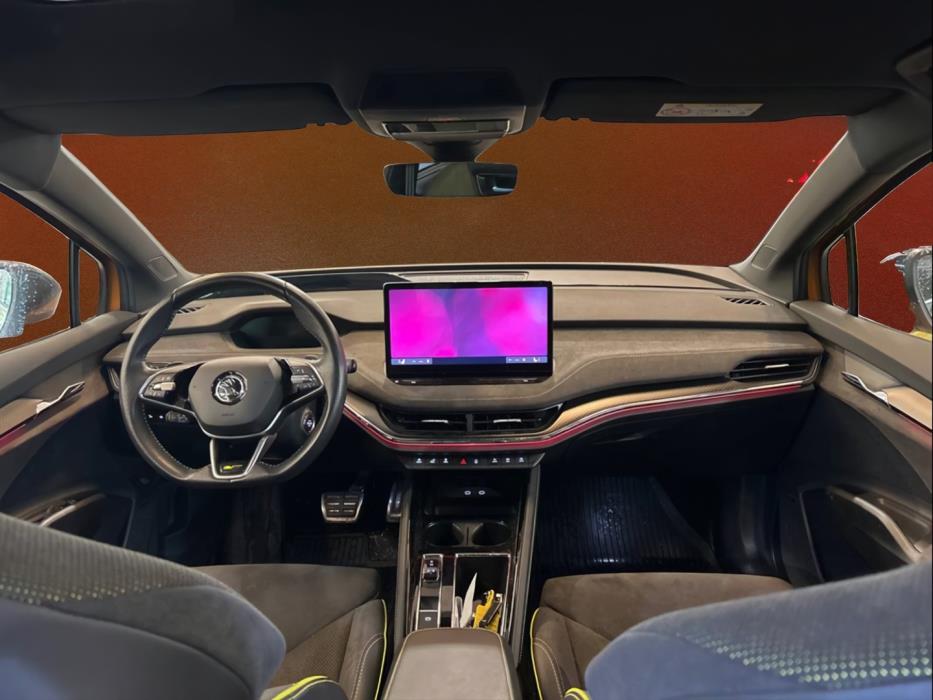 SKODA Enyaq 2024