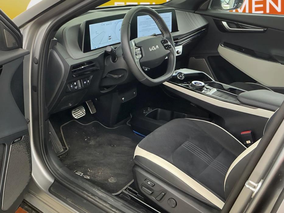 KIA EV6 2024