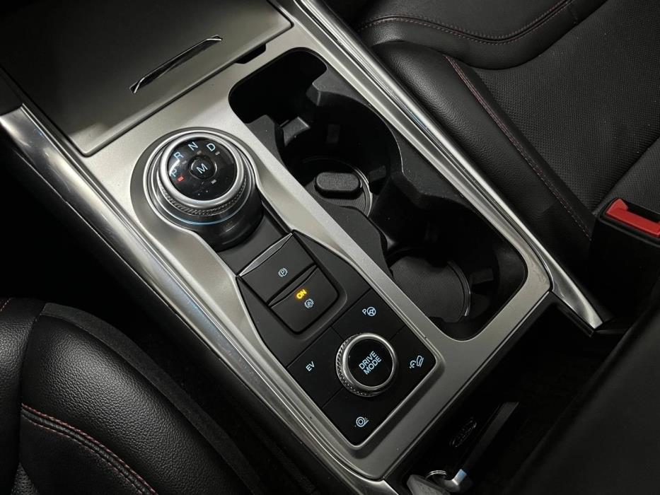 FORD Explorer 2021