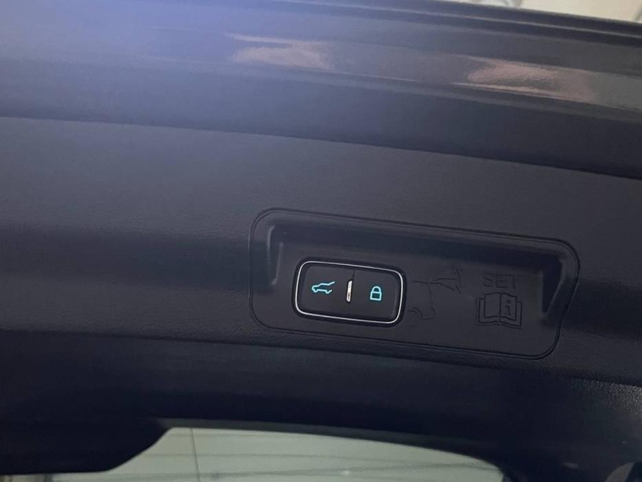 FORD Explorer 2021