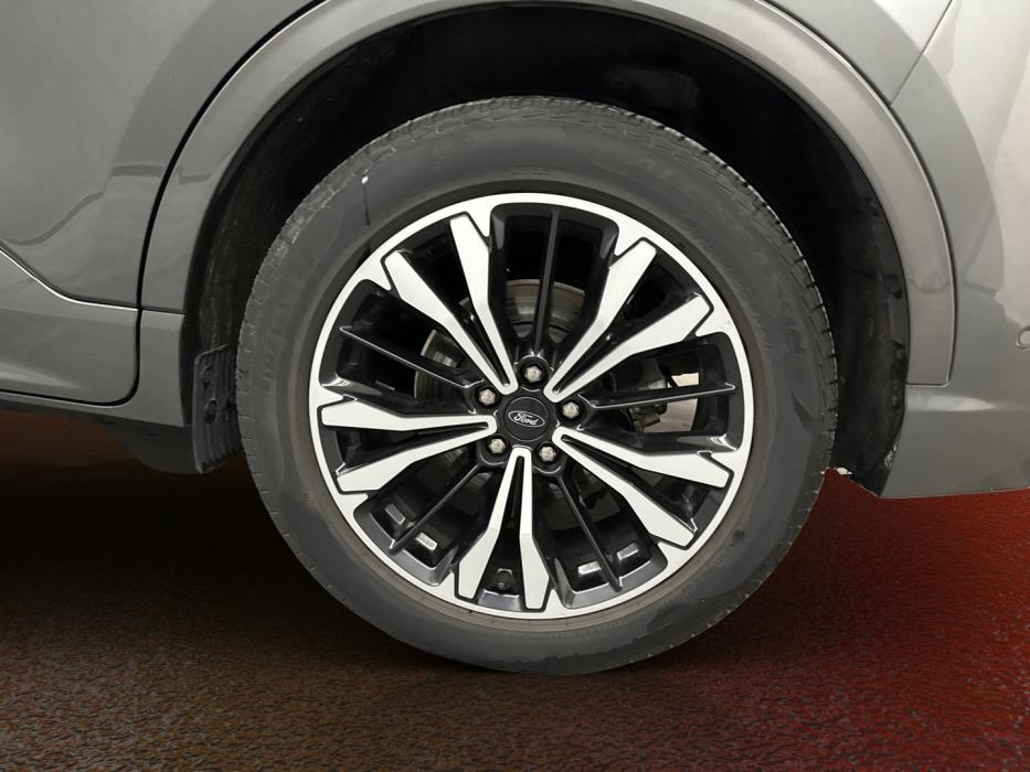 FORD Kuga 2022