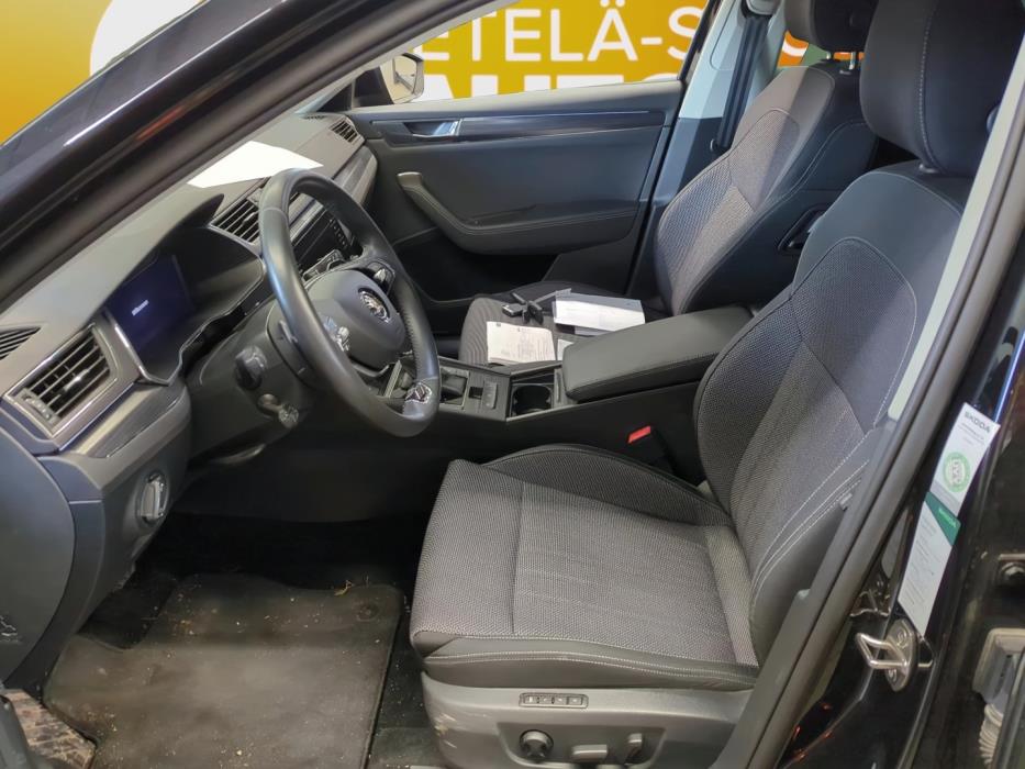 SKODA Superb 2023