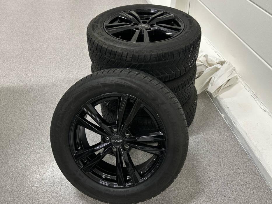 TOYOTA RAV4 2023