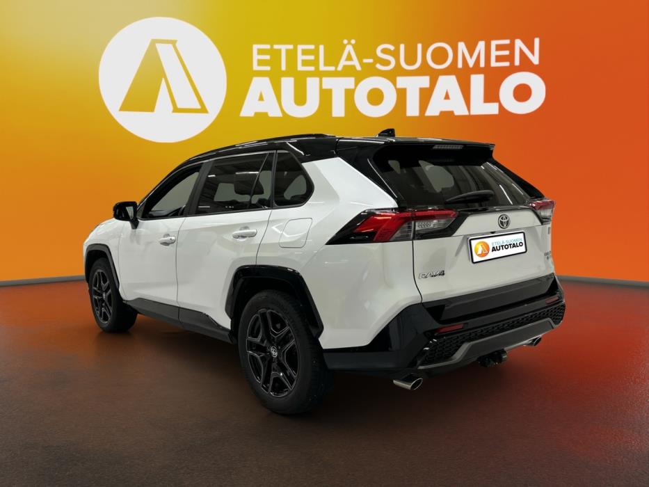 TOYOTA RAV4 2023