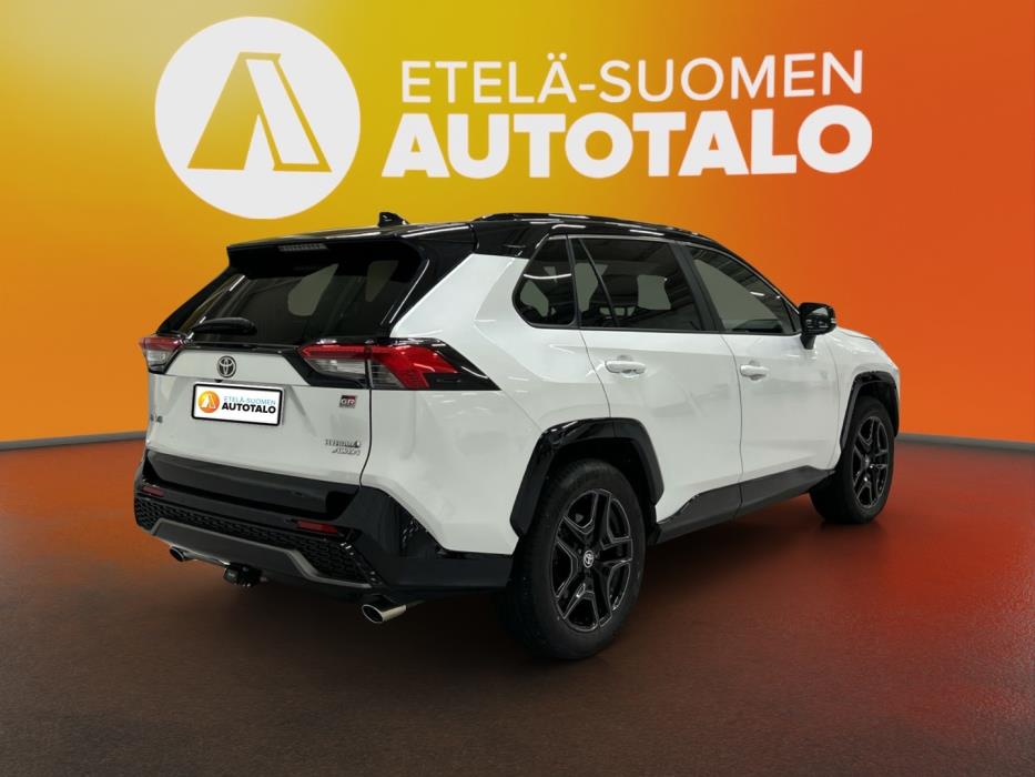 TOYOTA RAV4 2023