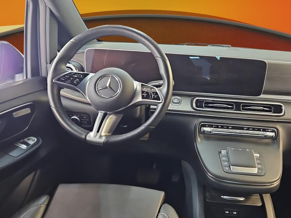 MERCEDES-BENZ EQV 2025