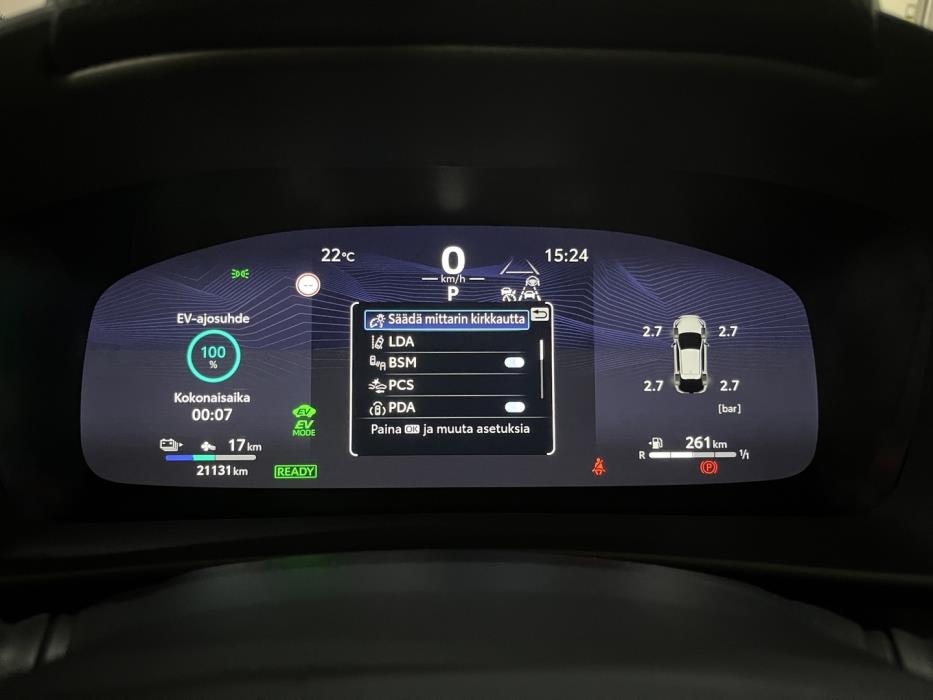 TOYOTA C-HR 2025