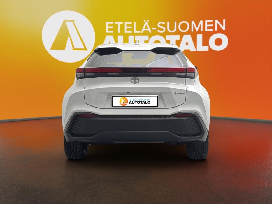 TOYOTA C-HR 2025