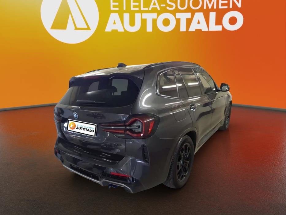 BMW iX3 2022
