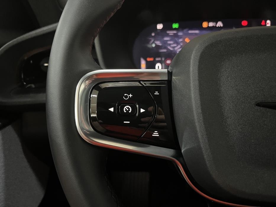 POLESTAR 2 2023
