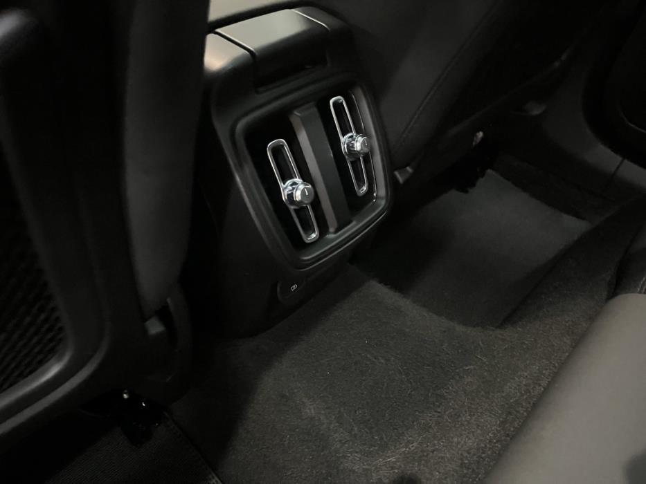 POLESTAR 2 2023
