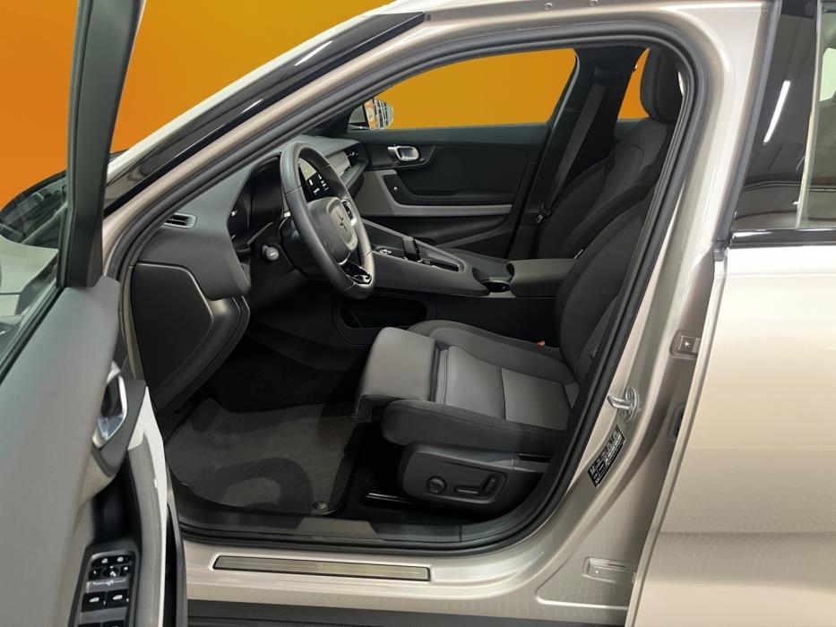 POLESTAR 2 2023