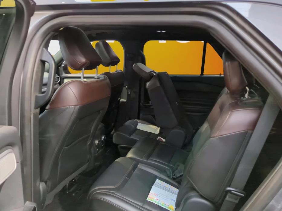 FORD Explorer 2021