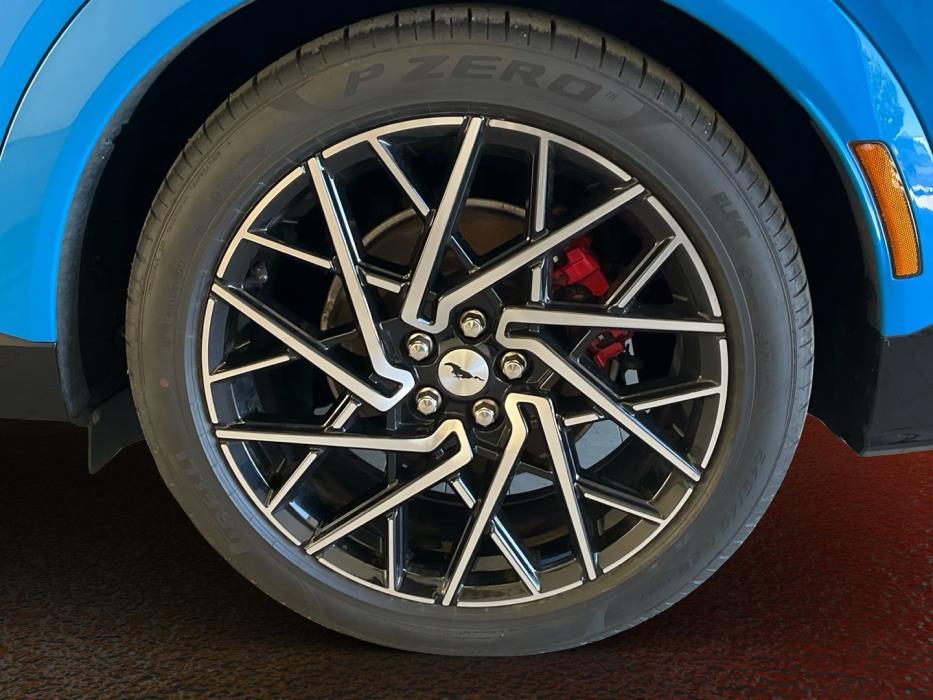 FORD Mustang Mach-E 2023