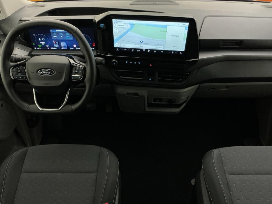 FORD Tourneo Custom 2025