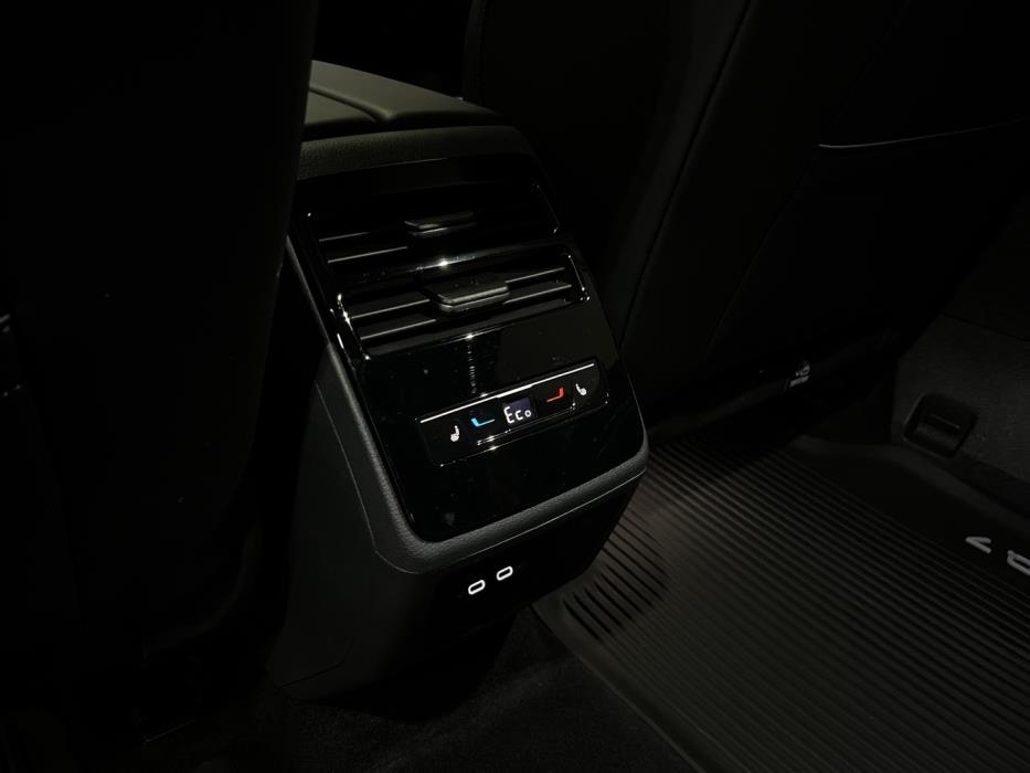 VOLKSWAGEN ID.7 2025