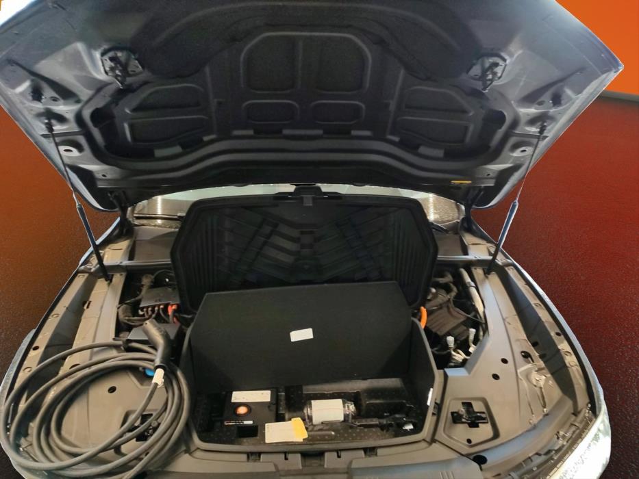 AUDI e-tron 2023