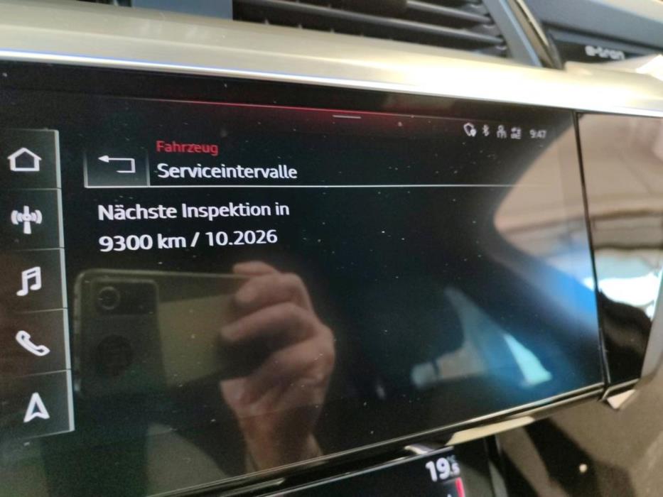 AUDI e-tron 2023