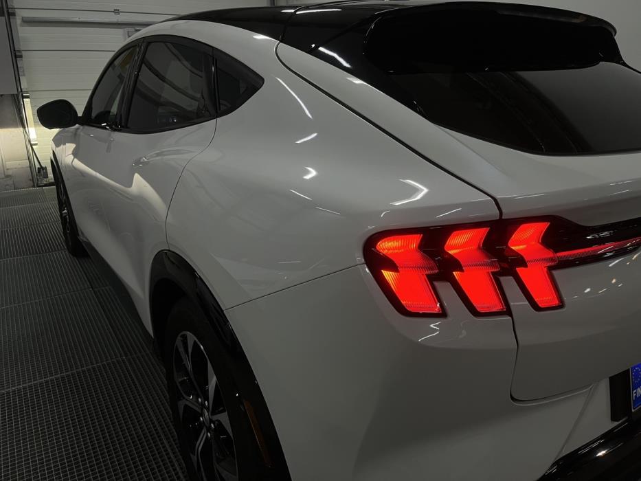 FORD Mustang Mach-E 2023