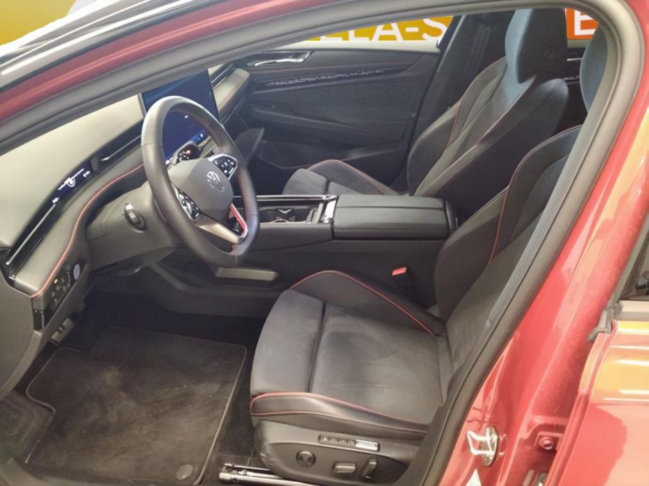 VOLKSWAGEN ID.7 2026