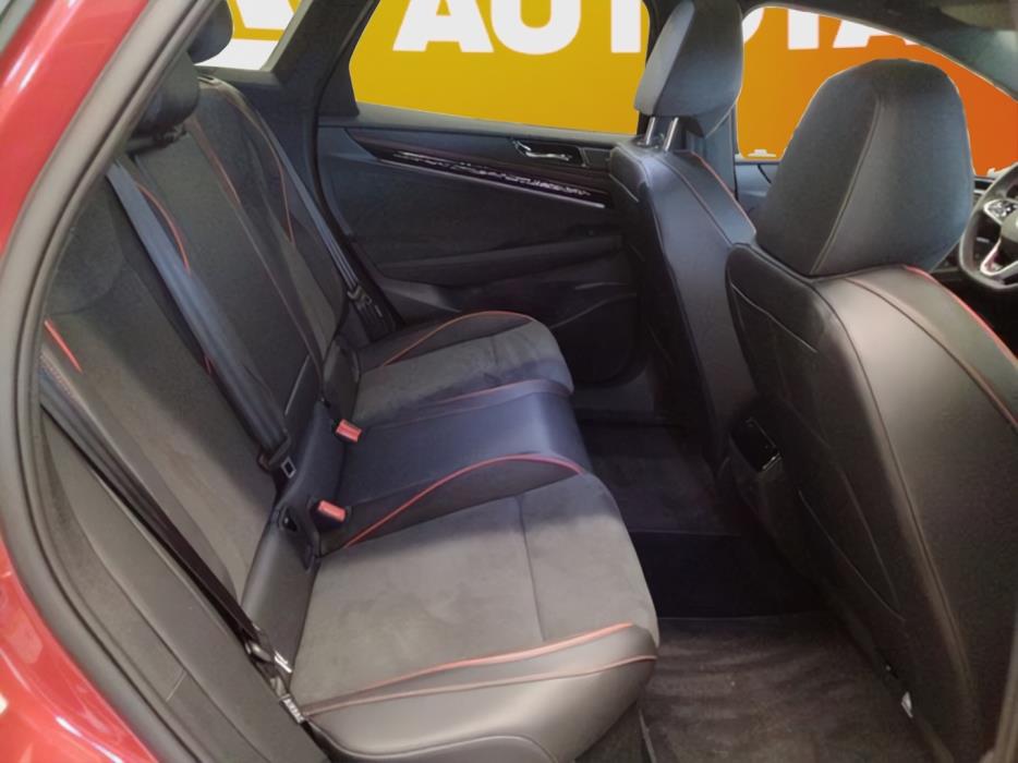 VOLKSWAGEN ID.7 2026
