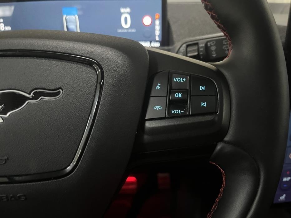 FORD Mustang Mach-E 2022