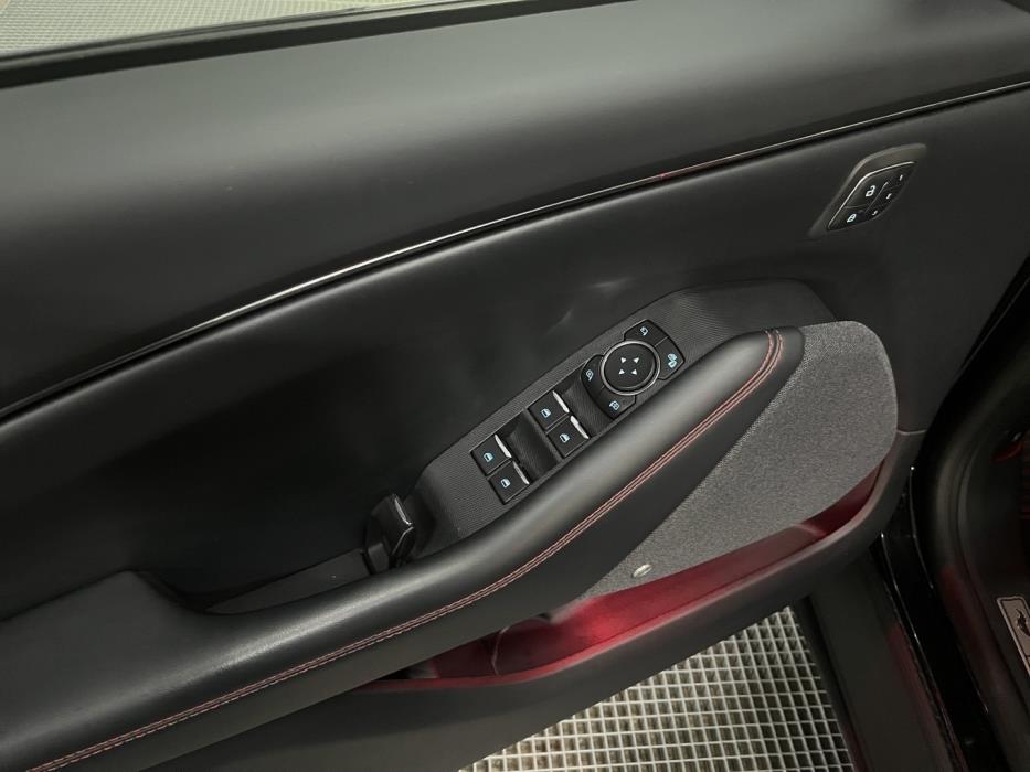 FORD Mustang Mach-E 2022