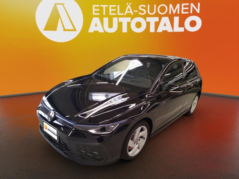 VOLKSWAGEN Golf 2026