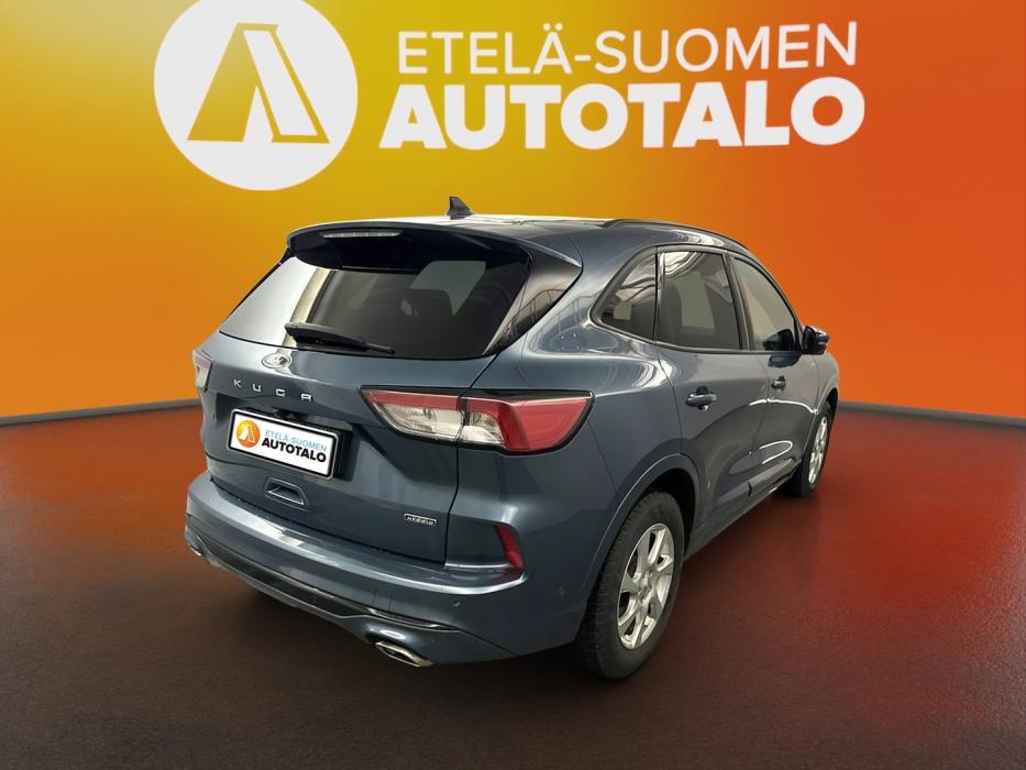 FORD Kuga 2023