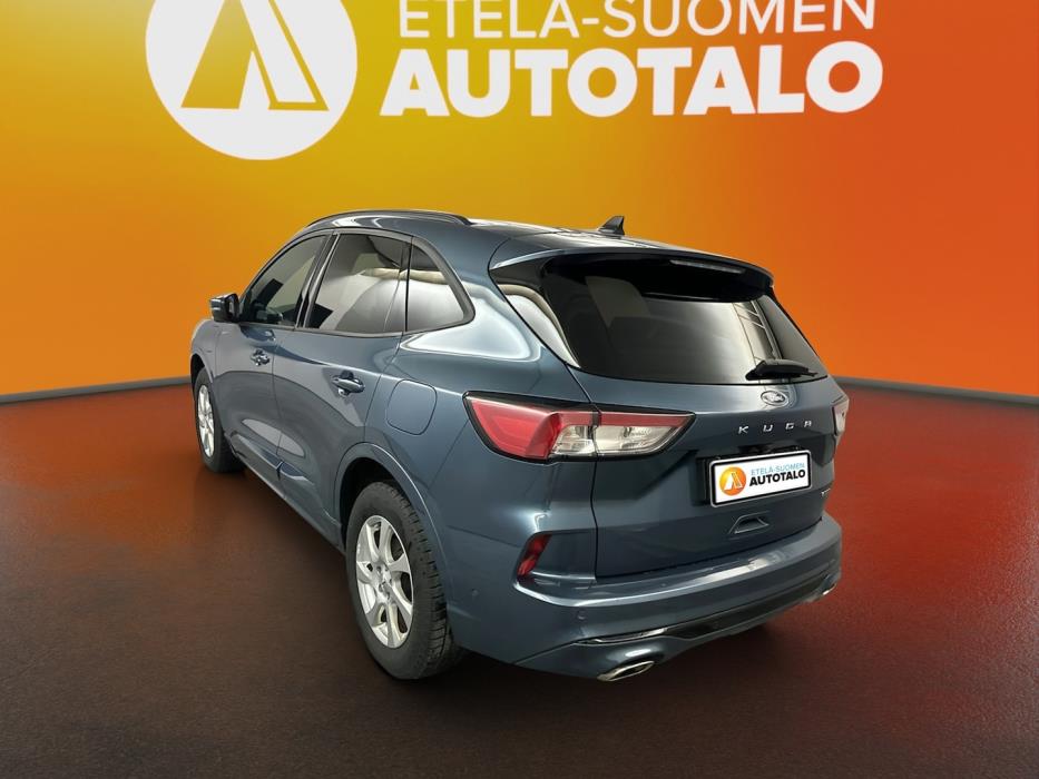 FORD Kuga 2023