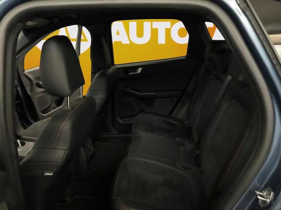 FORD Kuga 2023