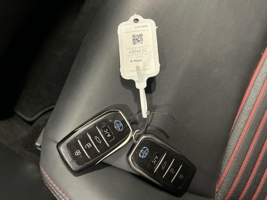 TOYOTA RAV4 Plug-in 2021