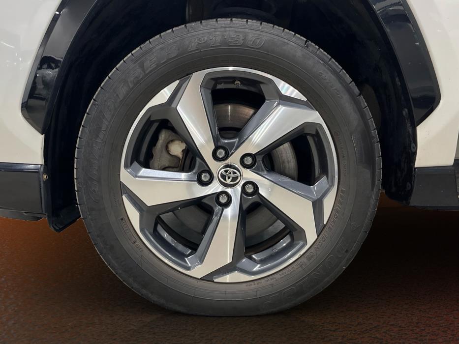TOYOTA RAV4 Plug-in 2021