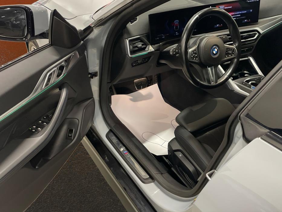 BMW i4 2024