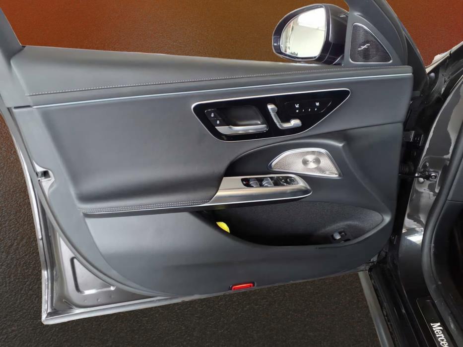 MERCEDES-BENZ E 2024