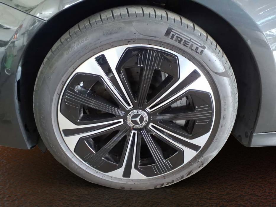 MERCEDES-BENZ E 2024