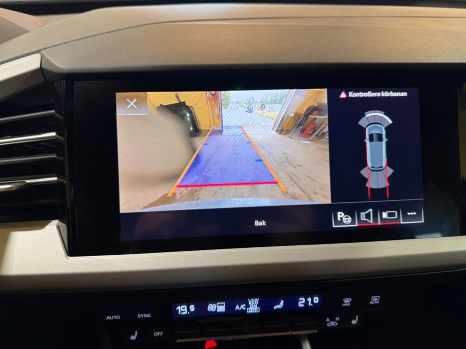 AUDI Q4 e-tron 2023
