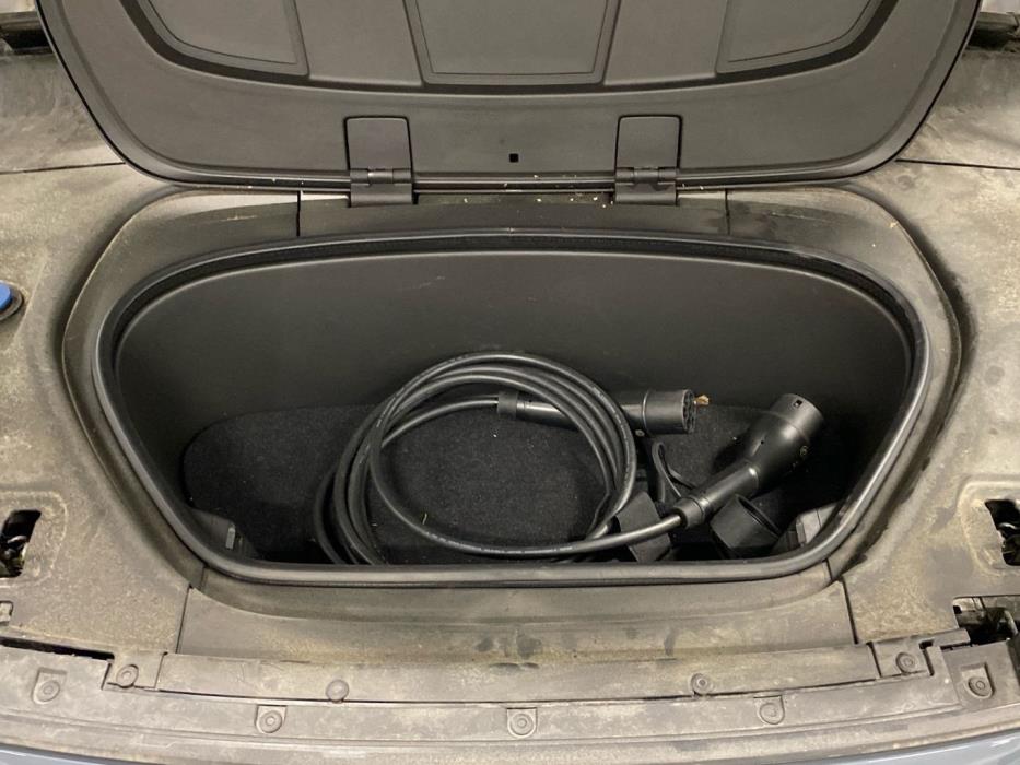 VOLVO C40 2023