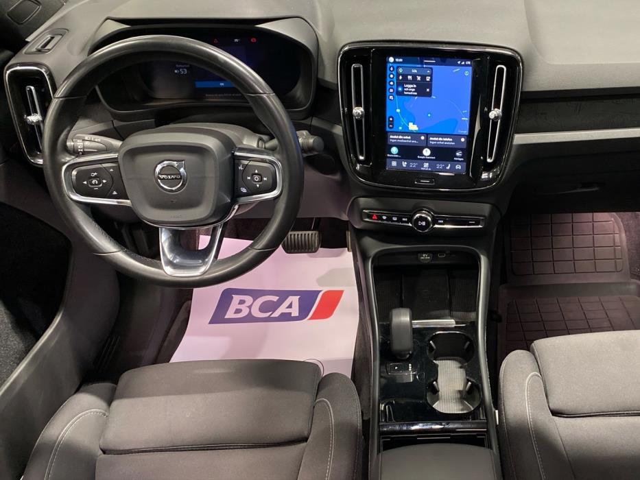 VOLVO C40 2023