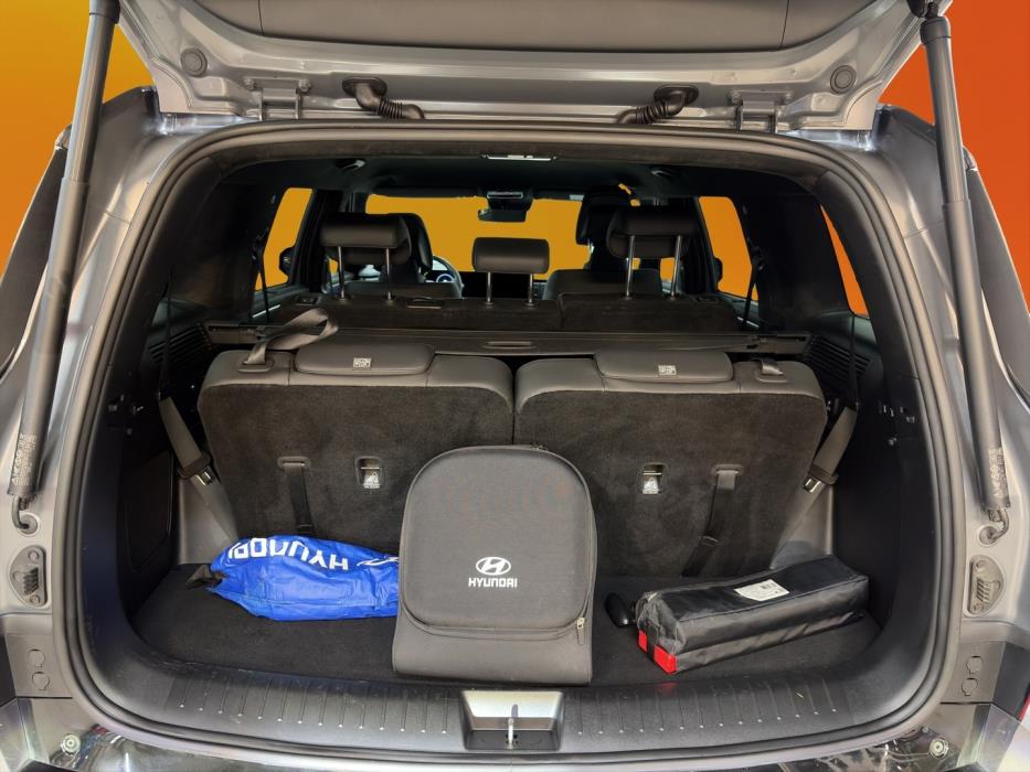HYUNDAI Santa Fe 2025