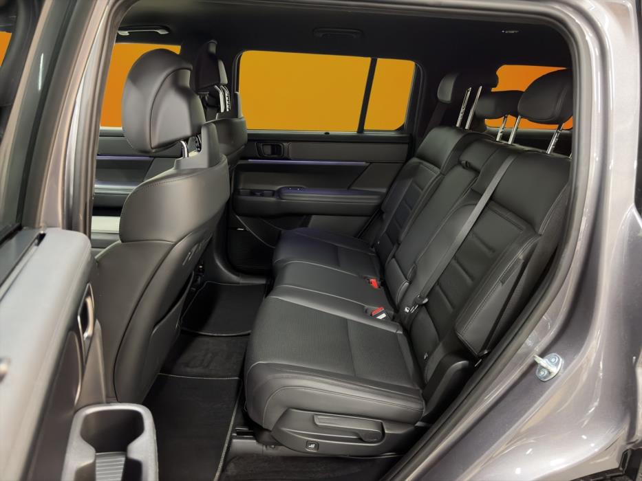 HYUNDAI Santa Fe 2025