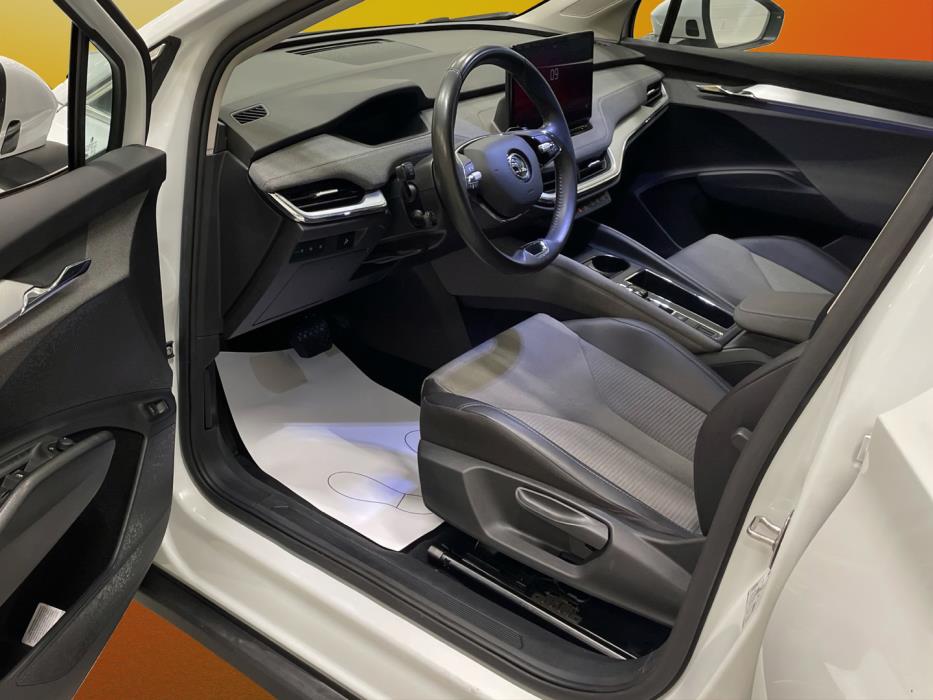 SKODA Enyaq 2023