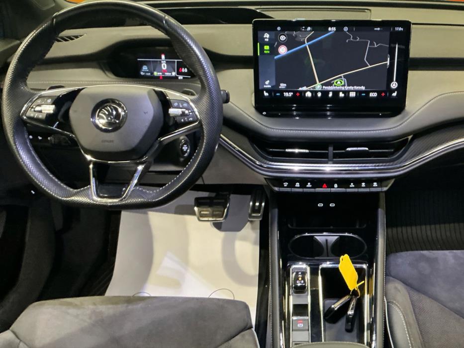 SKODA Enyaq 2023