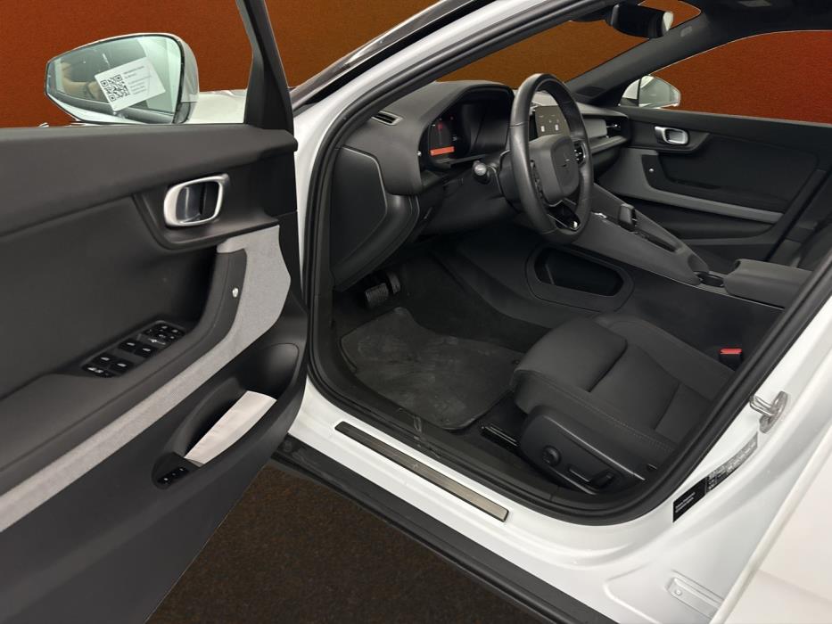 POLESTAR 2 2023
