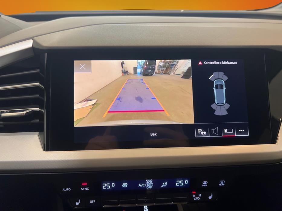 AUDI Q4 e-tron 2023