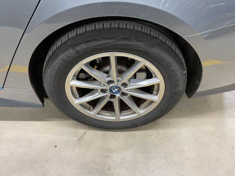 BMW i4 2023