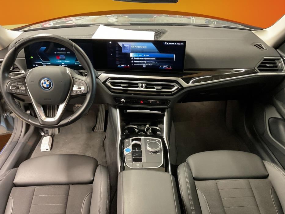 BMW i4 2023